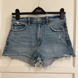 Abercrombie & Fitch The Mom Short